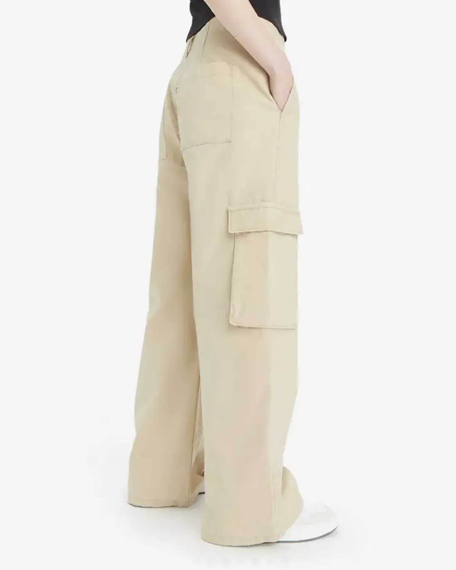 Baggy Cargo Trousers in Safari