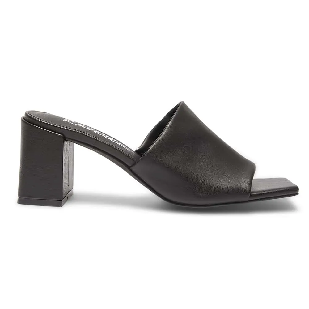 Gino Heel in Black Smooth