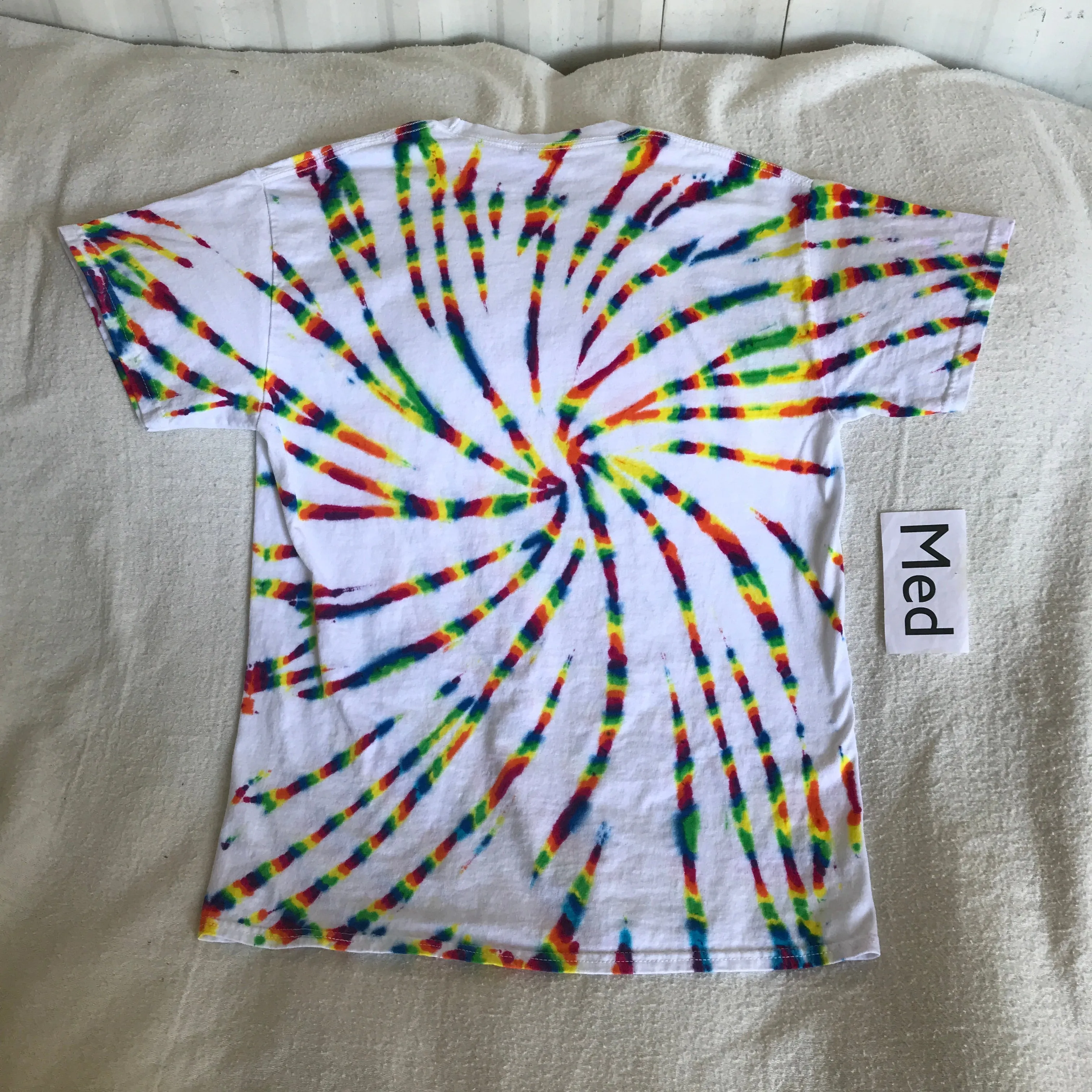 Medium Crystal Rainbows Tie-Dye Spiral tee #23