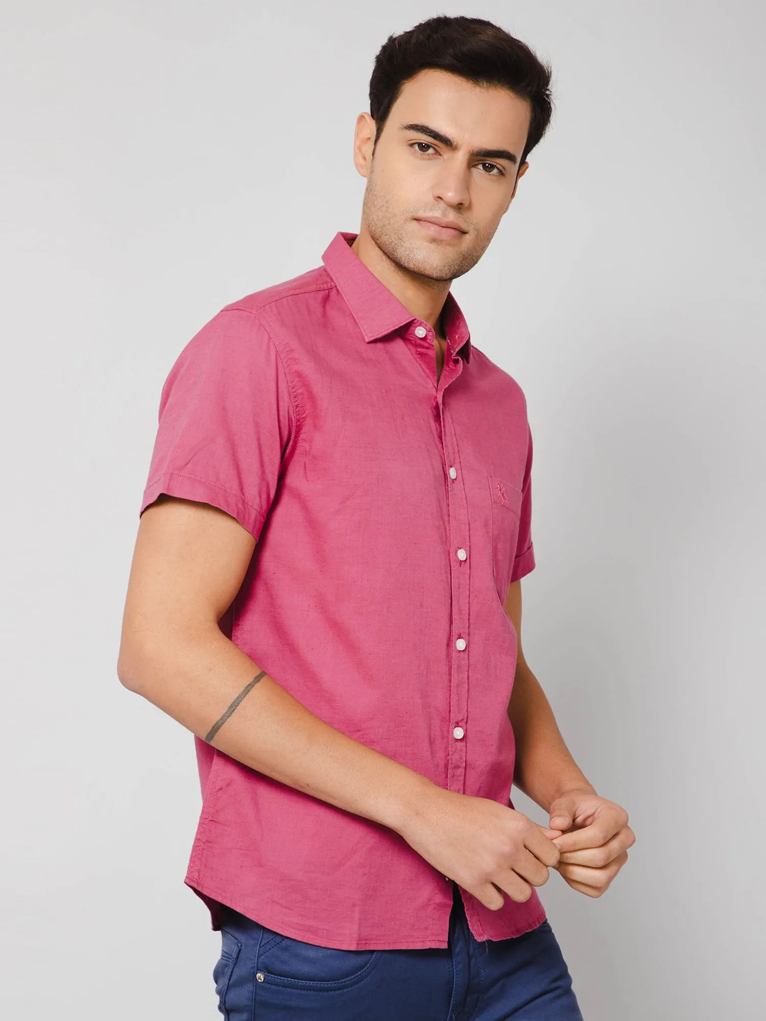 Men's Dark Pink Casual Plain Half Sleeve Shirt